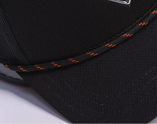 Kšiltovka Capslab - Trucker DC Comics - Metal Superman Patch - Black / Silver