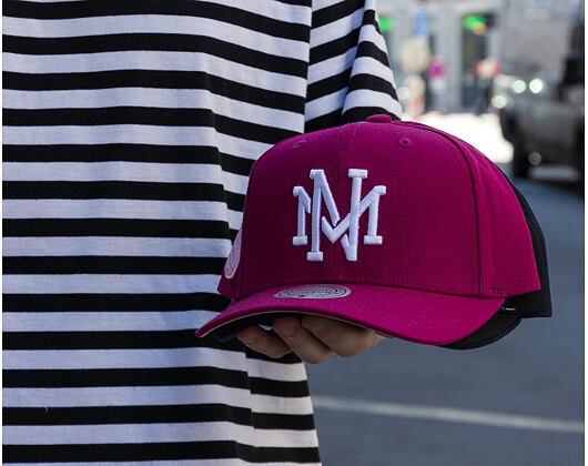 Kšiltovka Mitchell & Ness  - Branded Purple Blaze - Pro Crown Snapback - Purple