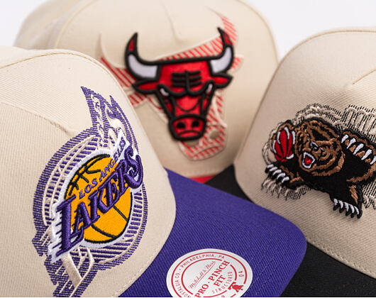 Kšiltovka Mitchell & Ness - Off Tilted - NBA - Los Angeles Lakers - Off White