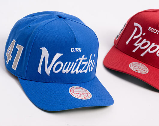 Kšiltovka Mitchell & Ness - Player Script Hwc - NBA - Dallas Mavericks - Dirk Nowitzki - Blue
