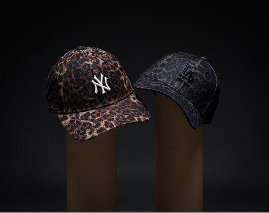 Dámská Kšiltovka New Era - MLB Cosy Leopard 9FORTY - NY Yankees - Deep Auburn / Black
