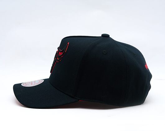 Kšiltovka Mitchell & Ness - NBA 404 Club Camo Pro Snapback - Chicago Bulls - Black