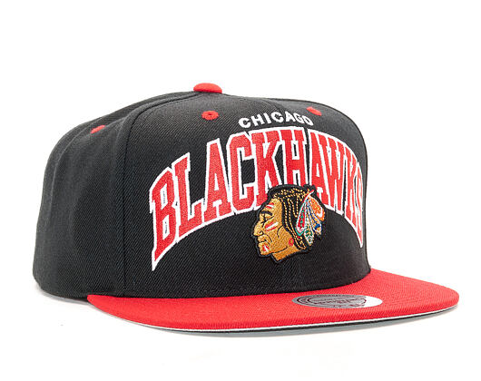 Kšiltovka Mitchell & Ness Team Arch Chicago Blackhawks Black/Red Snapback