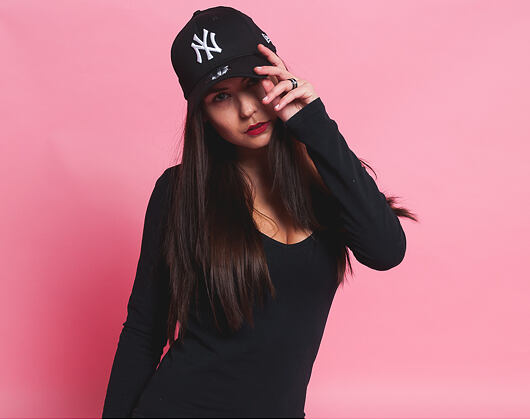 Kšiltovka New Era - 39THIRTY League Basic - NY Yankees - Black / White