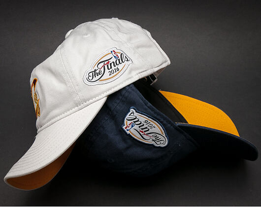 Kšiltovka Mitchell & Ness Championship Cleveland Cavaliers Navy Strapback