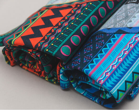 Triko New Era Native AOP Tee Blue Azure