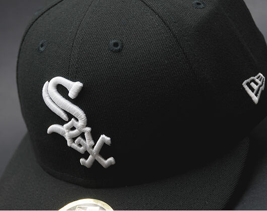 Kšiltovka New Era LC Authentic Perfomance Chicago White Sox 59FIFTY LOW PROFILE Black/White