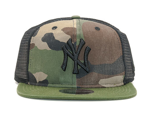 Kšiltovka New Era Trucker Washed Camo New York Yankees 9FIFTY Woodland Camo Snapback