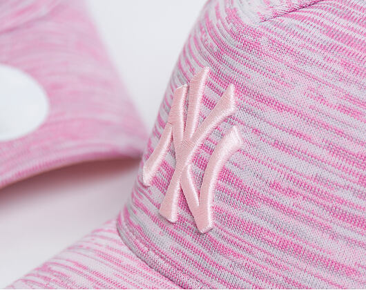 Dámská Kšiltovka New Era Engineered Fit New York Yankees 9FORTY Pink/Grey Heather Strapback