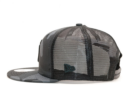 Kšiltovka New Era 9FIFTY Trucker New York Yankees Essential Marine Navy Camo/Black Snapback