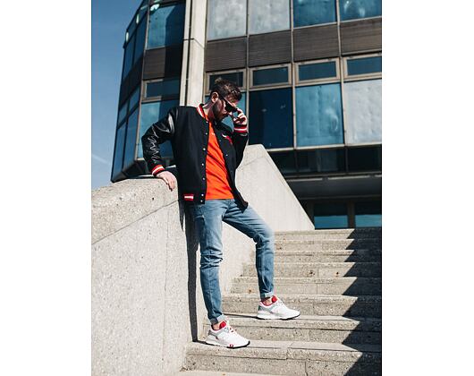 Bunda New Era Chicago Bulls Team Logo Varsity 2 Black