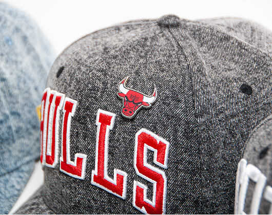 Kšiltovka New Era 9FIFTY Denim Chicago Bulls Black / Team Color Snapback