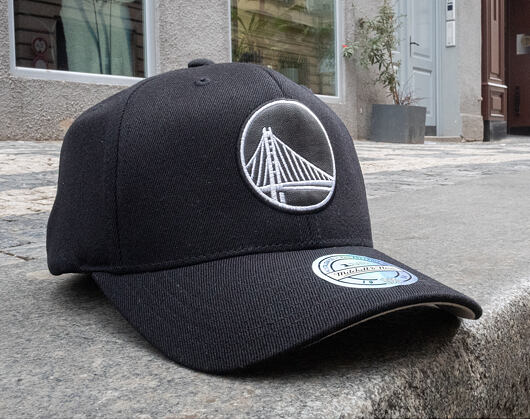 Kšiltovka Mitchell & Ness Golden State Warriors Outline Black