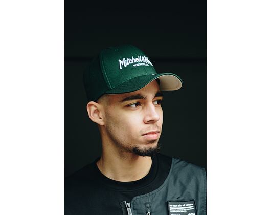 Kšiltovka Mitchell & Ness 479 White Out 110