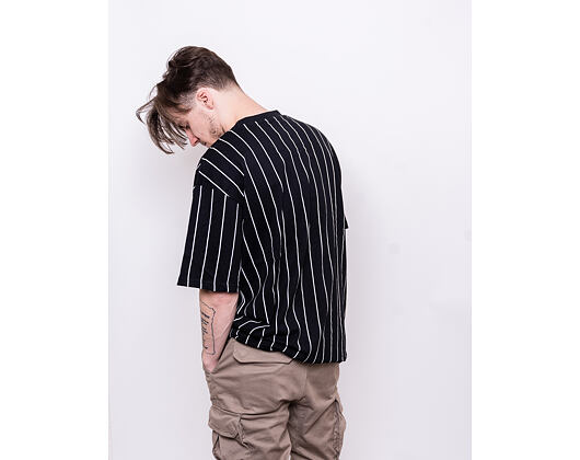 Triko Karl Kani Signature Pinscript Tee 6060587 Black/White/Red