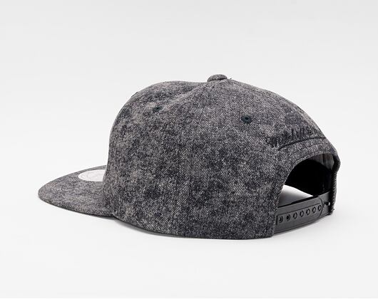 Kšiltovka Mitchell & Ness Rise Snapback Chicago Bulls Black