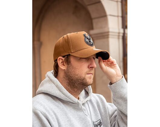 Kšiltovka Mitchell & Ness Milwaukee Bucks 611 Trek Tan
