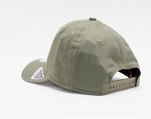 Kšiltovka New Era 9FIFTY Stretch-Snap MLB League Essential New York Yankees Snapback New Olive