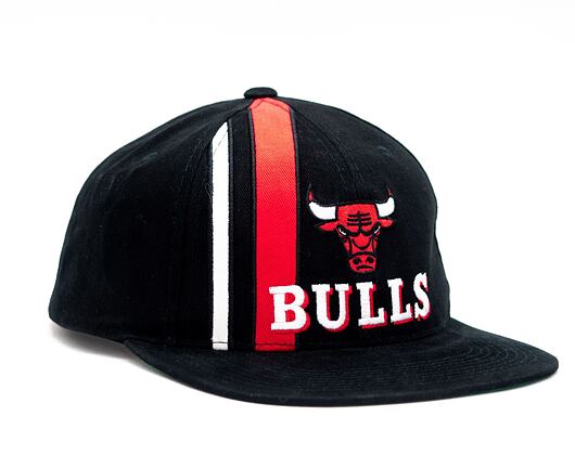 Kšiltovka Mitchell & Ness INTL847 Chicago Bulls Time Stripe Deadstock