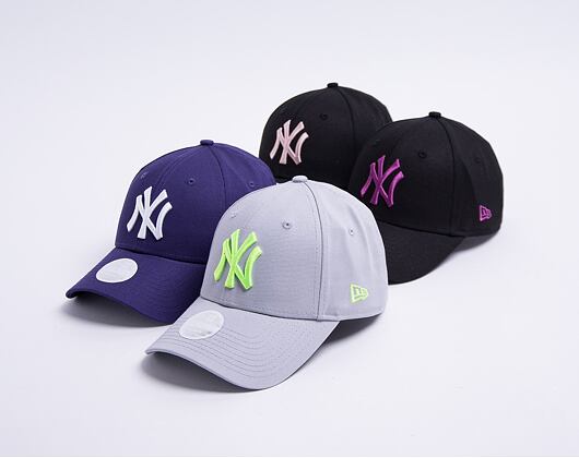 Dámská kšiltovka New Era 9FORTY Womens MLB League Essential New York Yankees Strapback Dolphin G