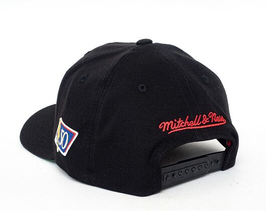 Kšiltovka Mitchell & Ness Chicago Bulls 50th Anniversary Patch 110 Snapback Black