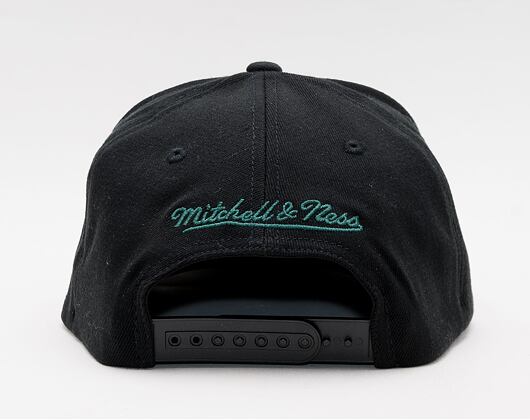 Kšiltovka Mitchell & Ness Milwaukee Bucks Downtime Redline Stretch Snapback Black