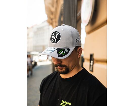 Kšiltovka New Era 9FORTY NBA Grayscale Brooklyn Nets Strapback Gray