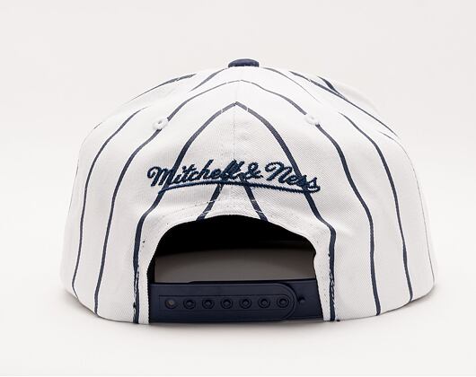 Kšiltovka Mitchell & Ness NCAA Retro Pinstripe Snapback University Of Michigan White
