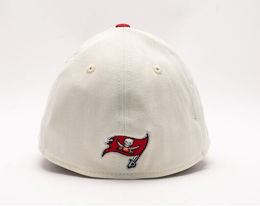 Kšiltovka New Era 39THIRTY NFL22 Sideline Tampa Bay Buccaneers