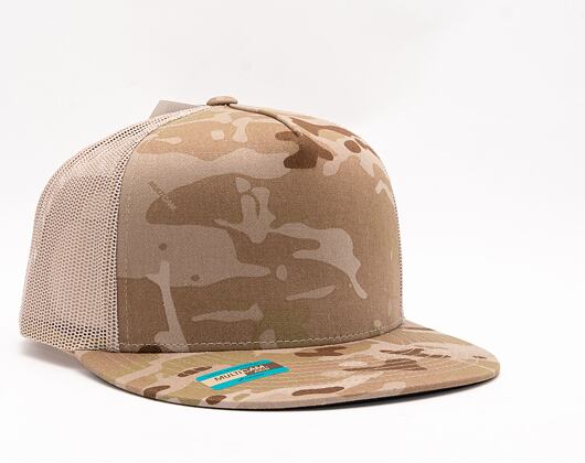 Kšiltovka Yupoong Multicam Trucker Cap Arid / Tan