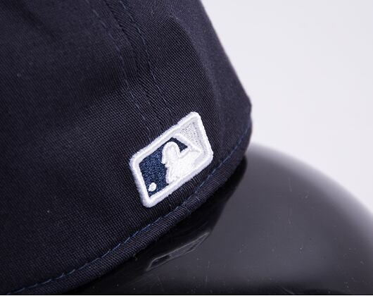Kšiltovka New Era 39THIRTY MLB Team Outline New York Yankees Navy