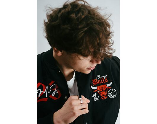 Custom Bunda New Era x Adam Wave Chicago Bulls Tribute Bomber Black / Red