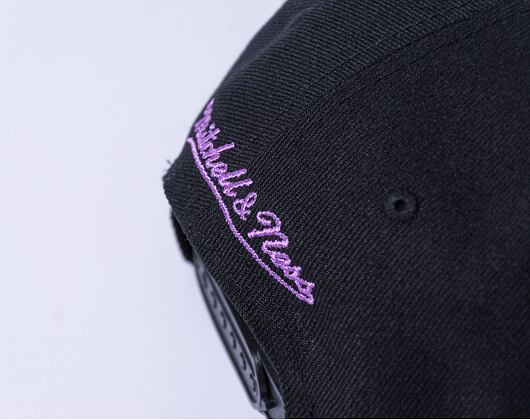 Kšiltovka Mitchell & Ness ASG TWO TONE DEADSTOCK HWC CHICAGO BULLS Black