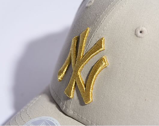 Dámská Kšiltovka New Era - MLB Metallic 9FORTY - NY Yankees - Stone / Gold