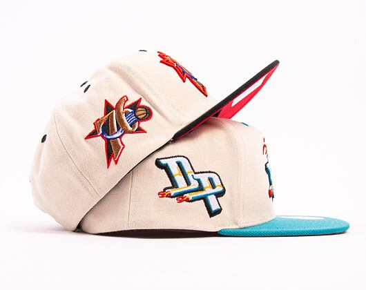 Kšiltovka Mitchell & Ness NBA Sail 2 Tone Snapback Hwc Detroit Pistons Off White