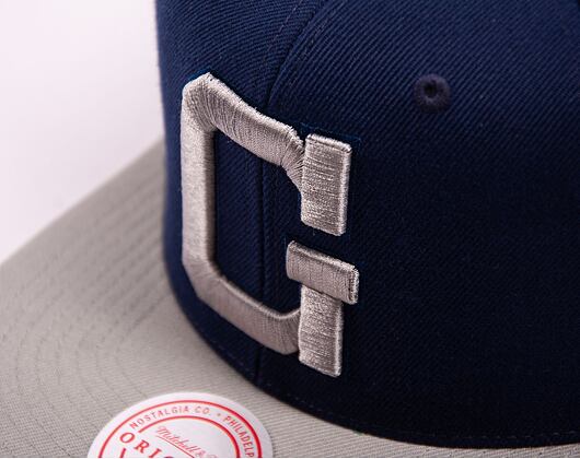 Kšiltovka Mitchell & Ness NCAA Team 2 Tone 2.0 Snapback Georgetown University Navy / Grey