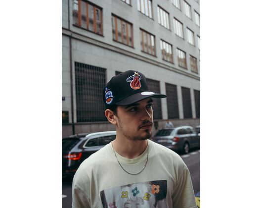 Kšiltovka Mitchell & Ness NBA Conference Patch Snapback Hwc Miami Heat Black