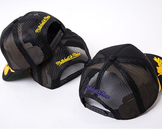 Kšiltovka Mitchell & Ness NBA Gold Leaf Trucker HWC Warriors Black