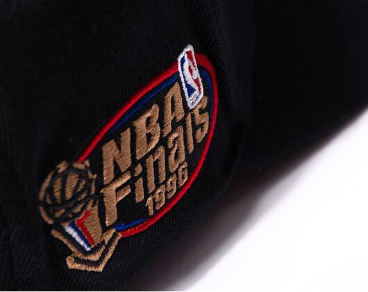 Kšiltovka Mitchell & Ness NBA Top Spot Classic Red Los Angeles Lakers Black