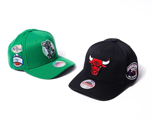 Kšiltovka Mitchell & Ness NBA Home Town Classic Red Chicago Bulls Black