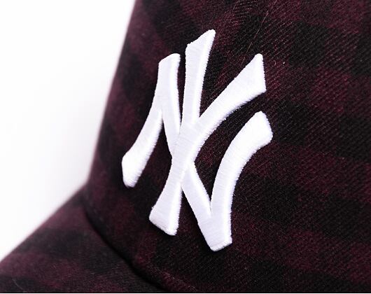 Kšiltovka New Era 9FORTY MLB Flannel New York Yankees Cardinal / White