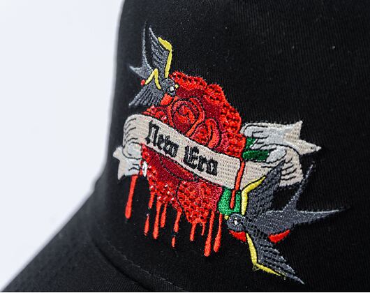 Dámská kšiltovka New Era - 9FORTY Trucker - Birds & Roses Tattoo - Black