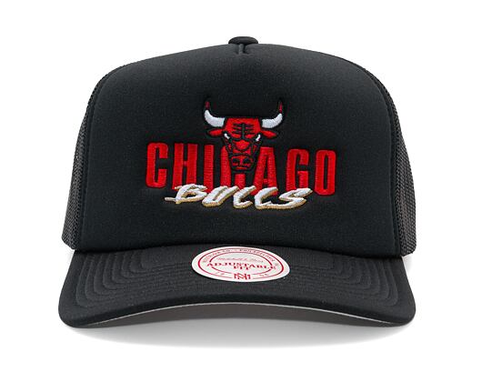Kšiltovka Mitchell & Ness - Chicago Bulls - Year Of The Snake Trucker - Black