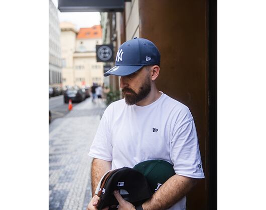 Kšiltovka New Era - MLB Seasonal 9FORTY M-CROWN - NY Yankees - Muted Indigo
