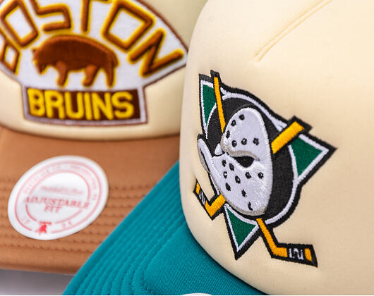 Kšiltovka Mitchell & Ness - NHL Vintage Block Trucker - Anaheim Ducks - Cream
