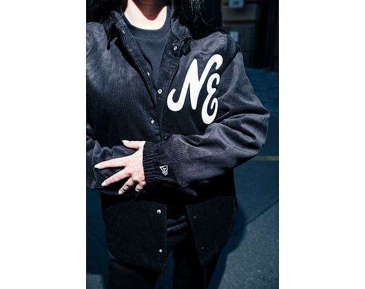 Bunda New Era - Branded Cord Coach Jacket - Black