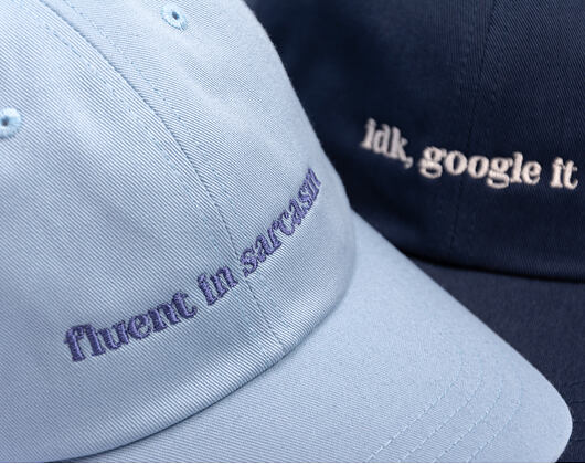 Kšiltovka 8by8 - Dadcap - "fluent in sarcasm" - Baby Blue/Lavender