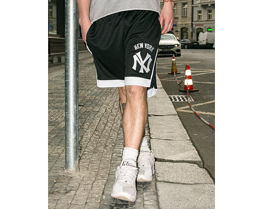Kraťasy New Era - MLB US Edit - NY Yankees COOPERSTOWN RETRO - Black
