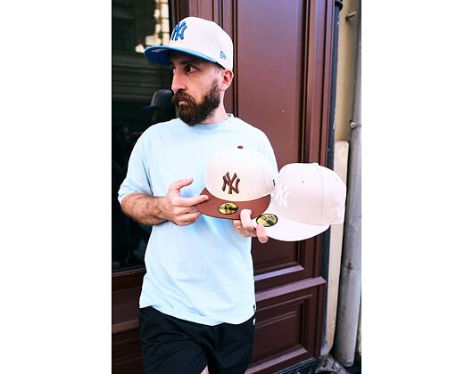 Kšiltovka New Era - MLB League Essential 59FIFTY - NY Yankees - Cream / Deep Auburn