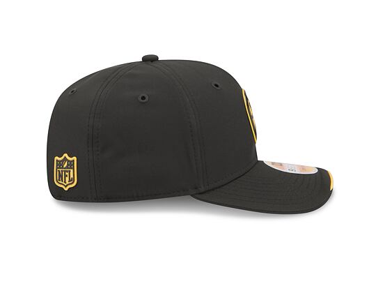 Kšiltovka New Era - NFL 2026 Sideline 9SEVENTY Stretch-Snap - Pittsburgh Steelers - Team Color